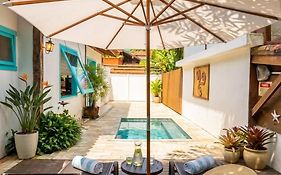 Zeisa House